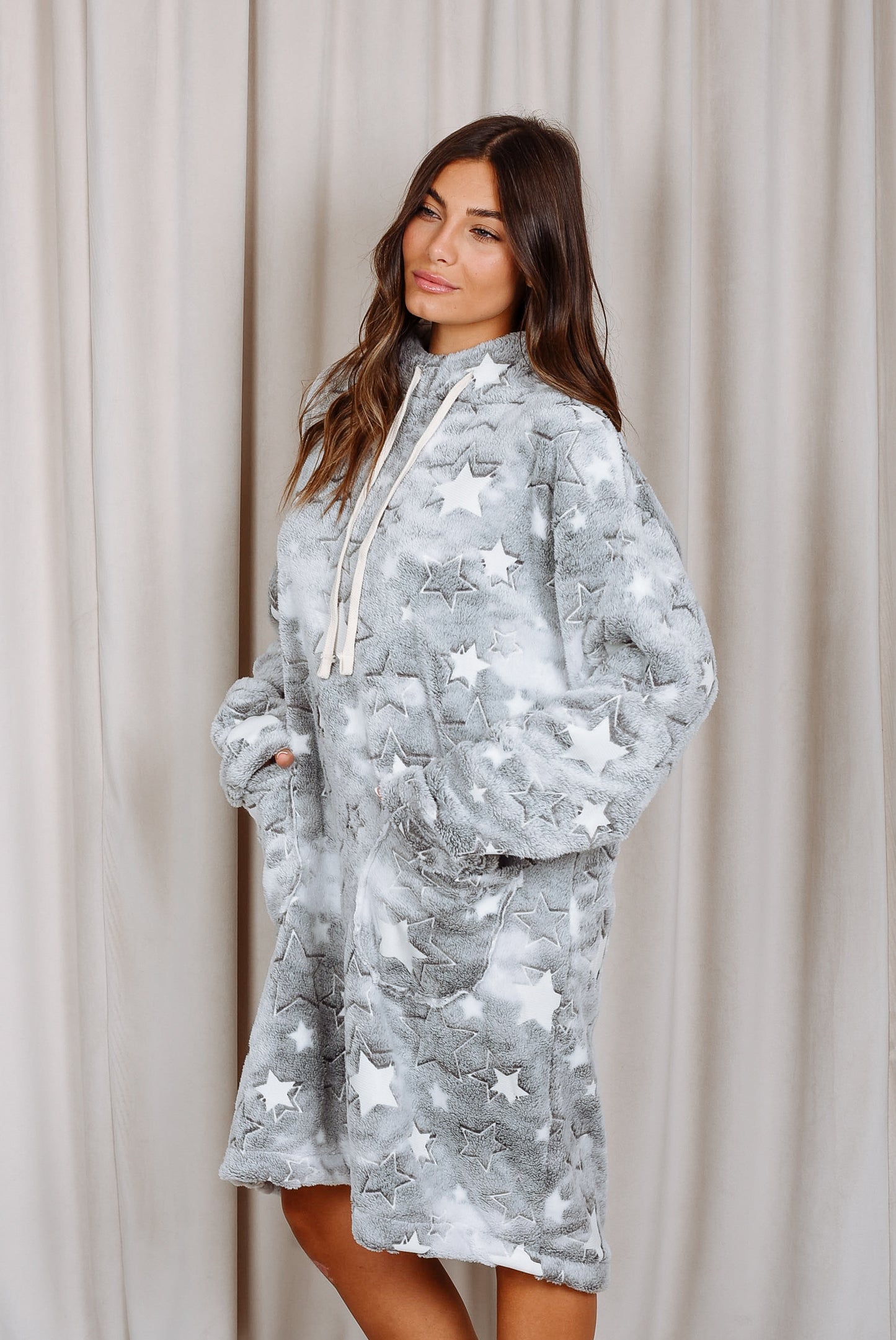 Pijamanta Gray Stars Glow